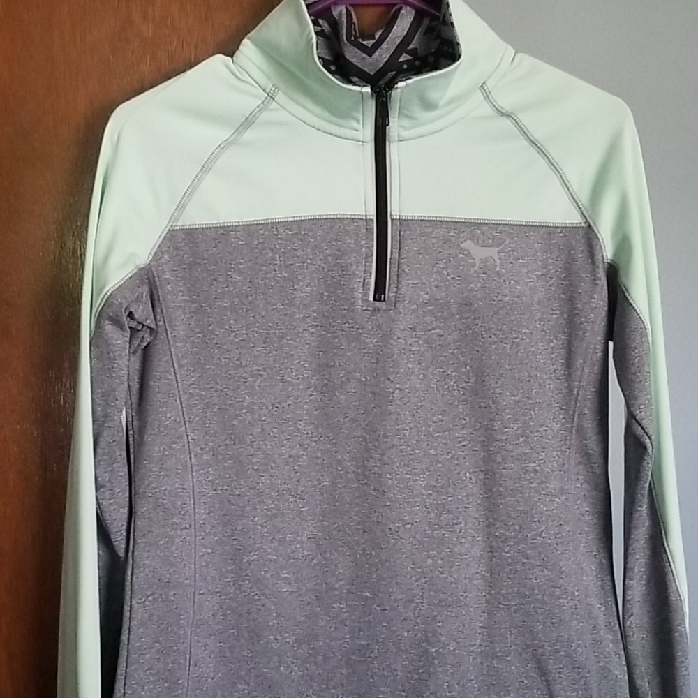 Limited edition sleek half zip.